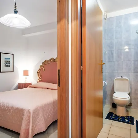 Comfortable With Terrace Taormina