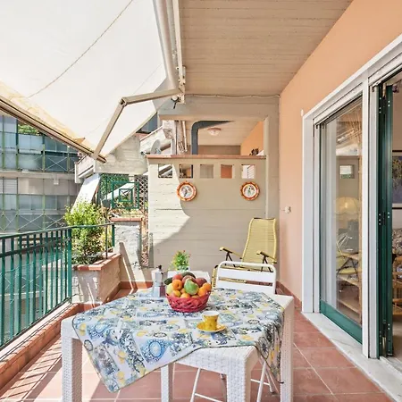 Appartamento Guesthost - Comfortable With Terrace Taormina